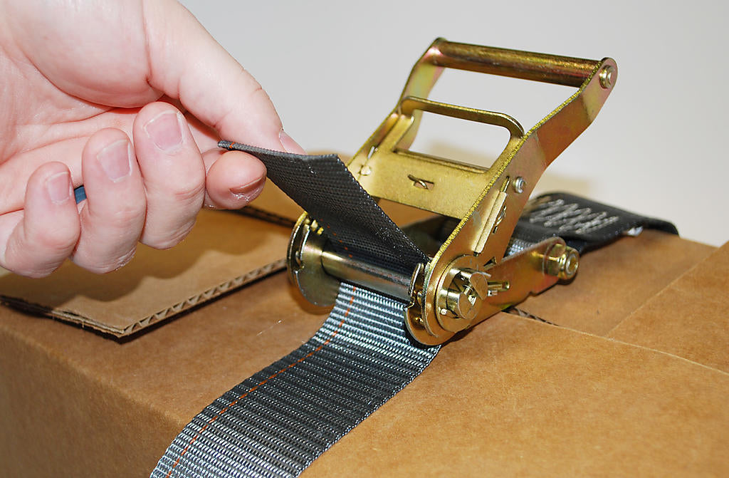 The Do’s and Don’ts of Using Ratchet Straps